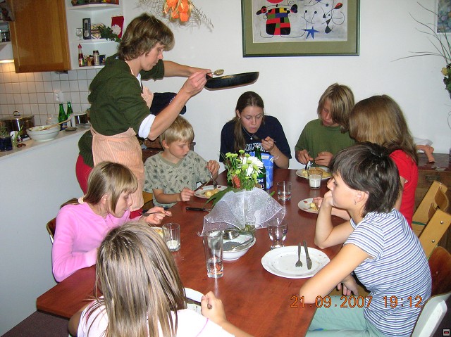 img00004.jpg