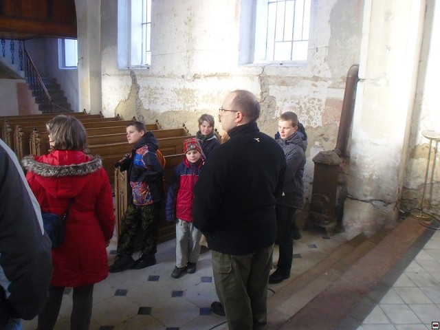 img00143.jpg