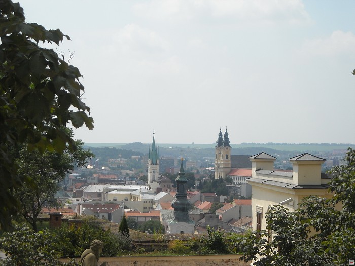 img00004.jpg