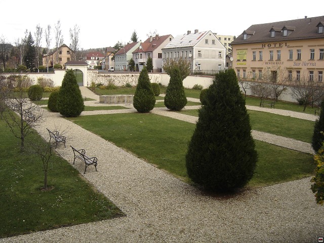 img00301.jpg
