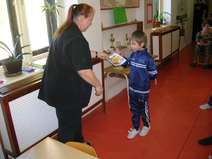 img00104.jpg