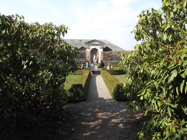 img00121.jpg