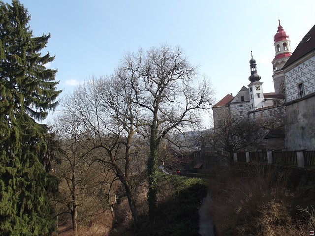 img00122.jpg