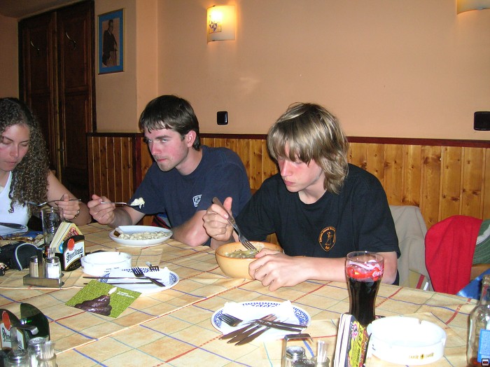 img00243.jpg