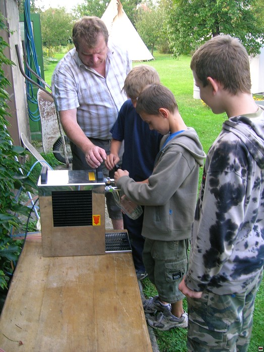 img00002.jpg