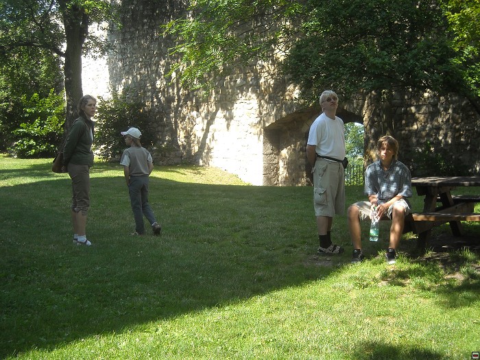 img00025.jpg