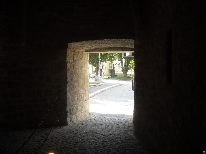 img00029.jpg