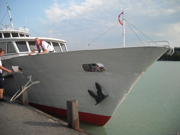 img00137.jpg