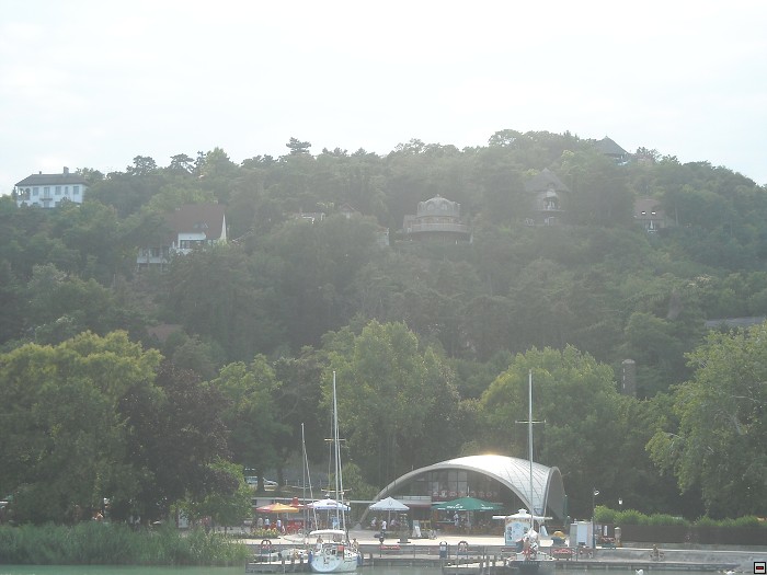 img00139.jpg