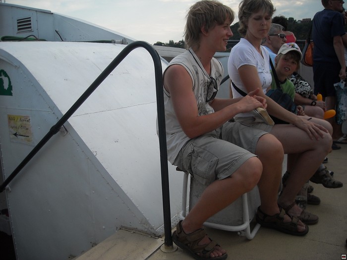 img00142.jpg