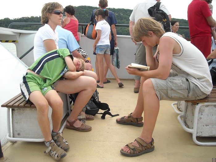 img00144.jpg