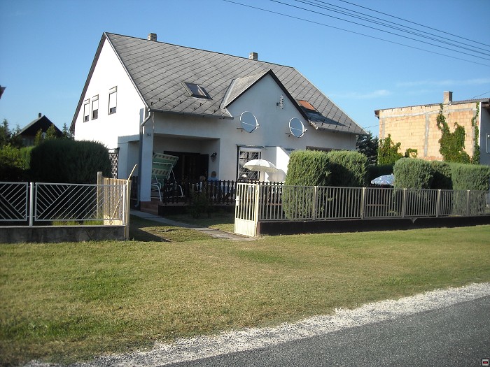 img00165.jpg