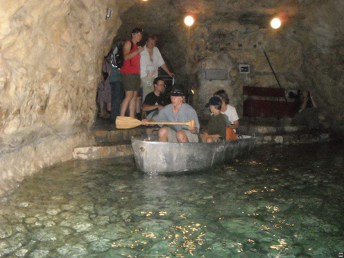 img00182.jpg