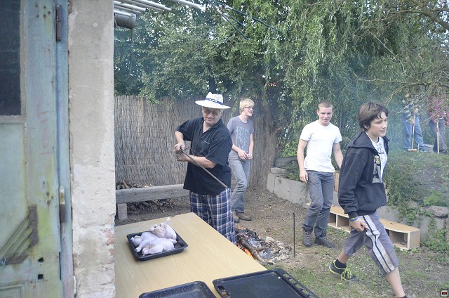 img00017.jpg