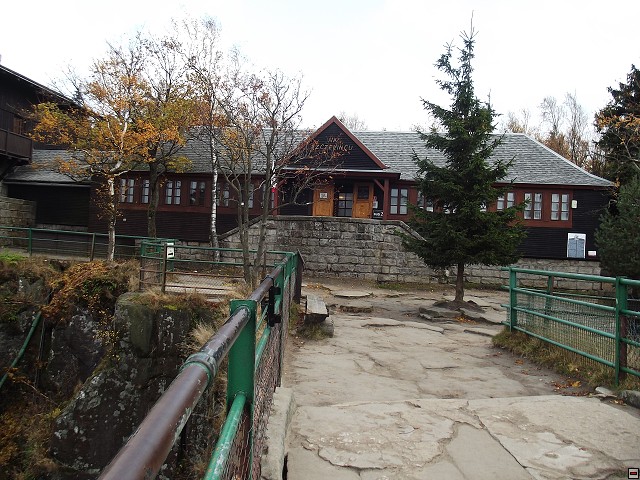 img00007.jpg