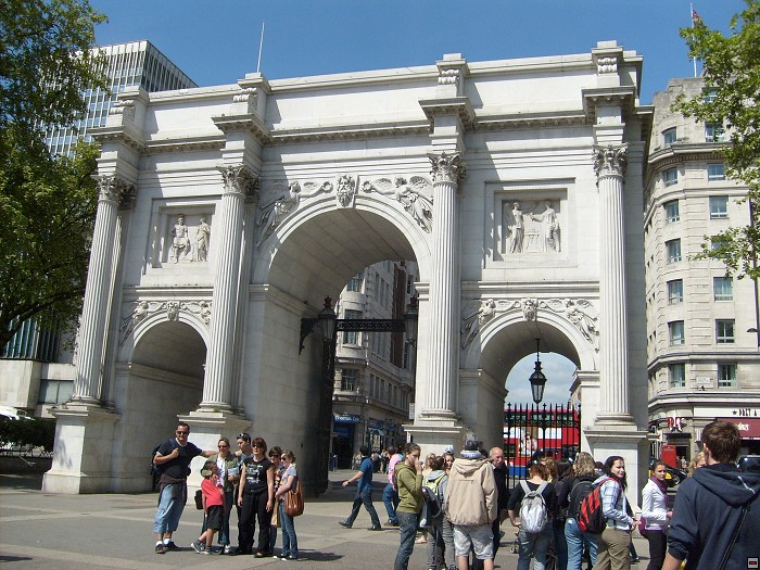 img00108.jpg