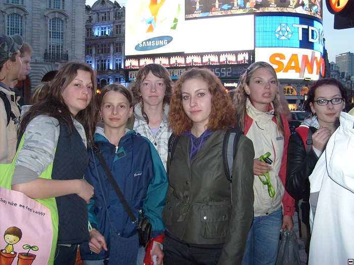 img00140.jpg