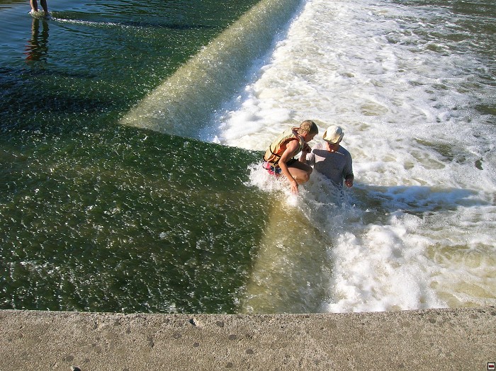 img00057.jpg