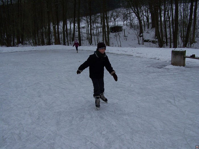 img00100.jpg