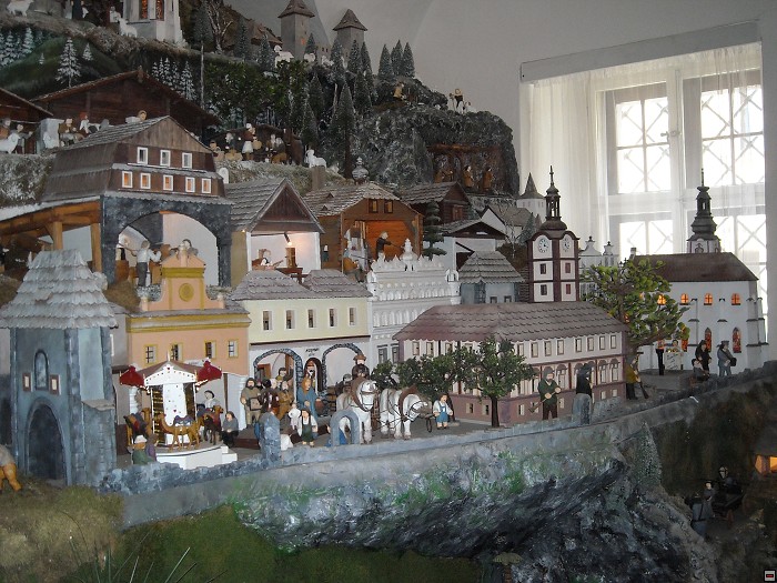 img00004.jpg