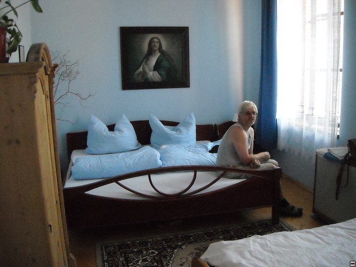 img00188.jpg