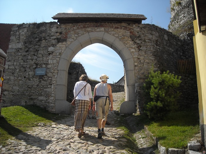 img00195.jpg
