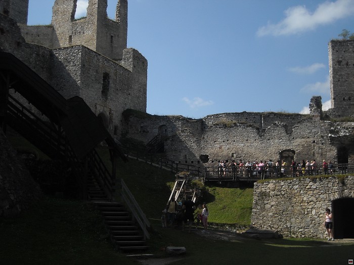 img00197.jpg