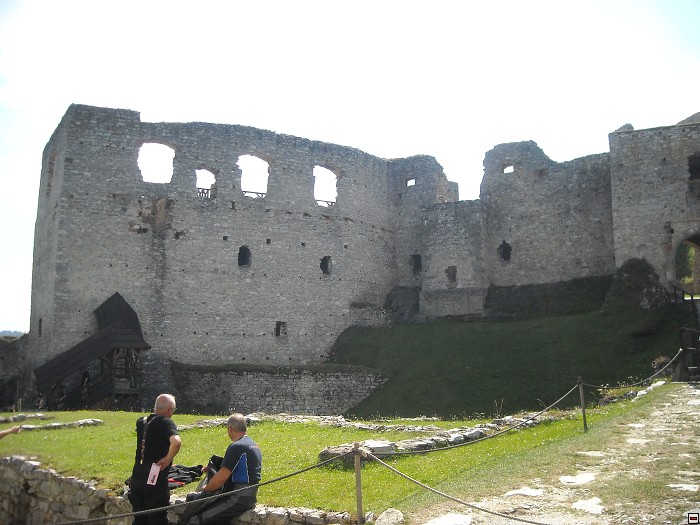 img00202.jpg