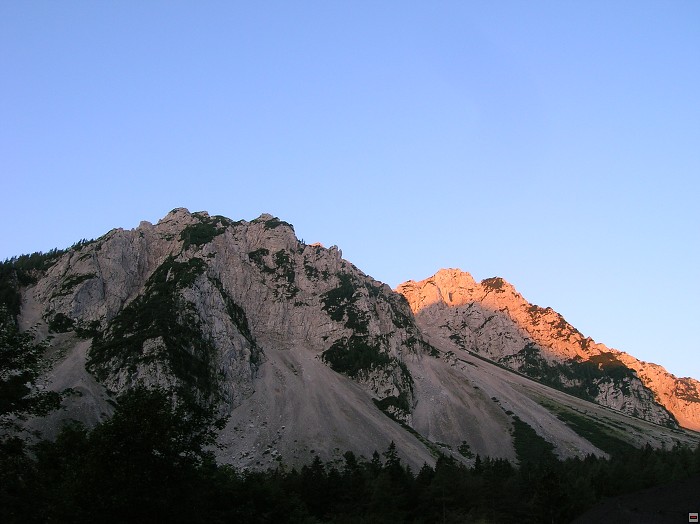 img00005.jpg
