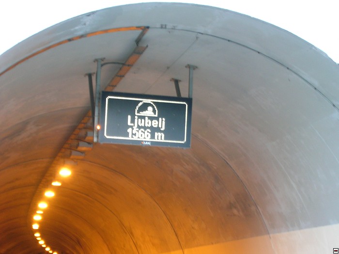 img00015.jpg