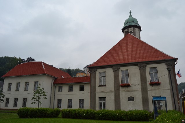 img00017.jpg