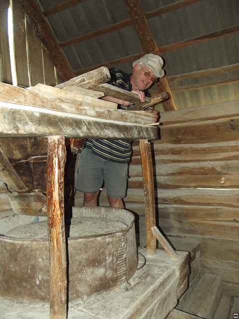 img00110.jpg
