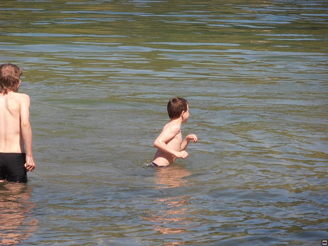 img00019.jpg